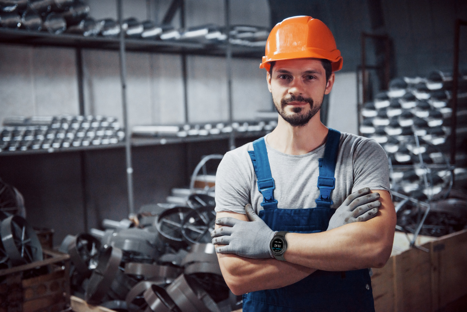 Protection of lone workers in watches